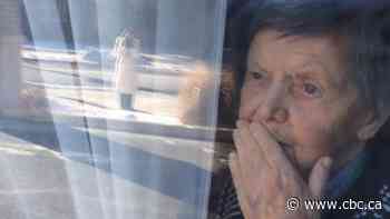 Seniors' homes using 'trespass orders' to ban family members from visiting