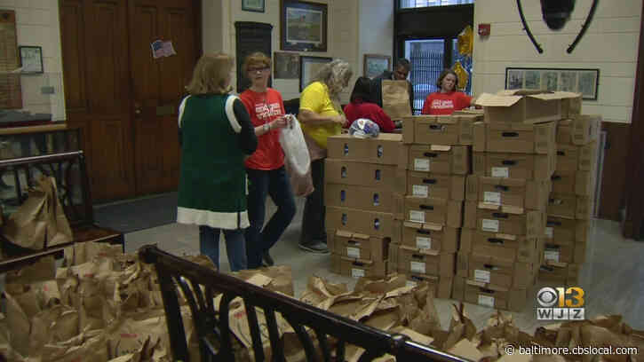 A Mother’s Cry Holds Thanksgiving Turkey Giveaway For Families Affected By Gun Violence