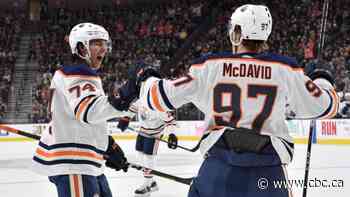 Connor McDavid extends point streak as Oilers cash in on Vegas