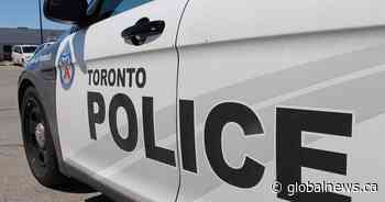 Toronto police unable to find man reportedly swinging axe around downtown
