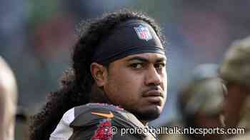 Bucs big man Vita Vea finds the end zone