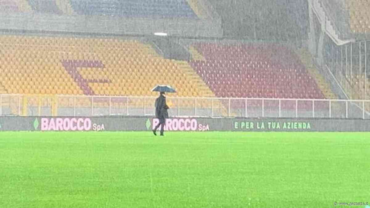 Lecce-Cagliari rinviata per maltempo: forse si recupera domani