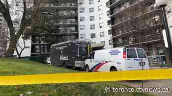 Man dead after 'moving gun battle' in Scarborough apartment building