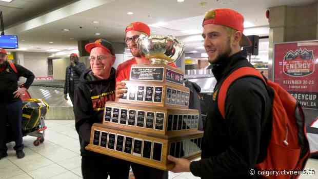 Bringing home Vanier Cup a 'surreal' moment for U of C Dinos football team