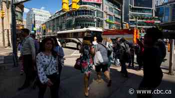 Toronto welcomed 27.5 million tourists in 2018, new report says