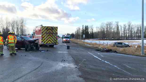 3 hospitalized after multi-vehicle crash west of Edmonton