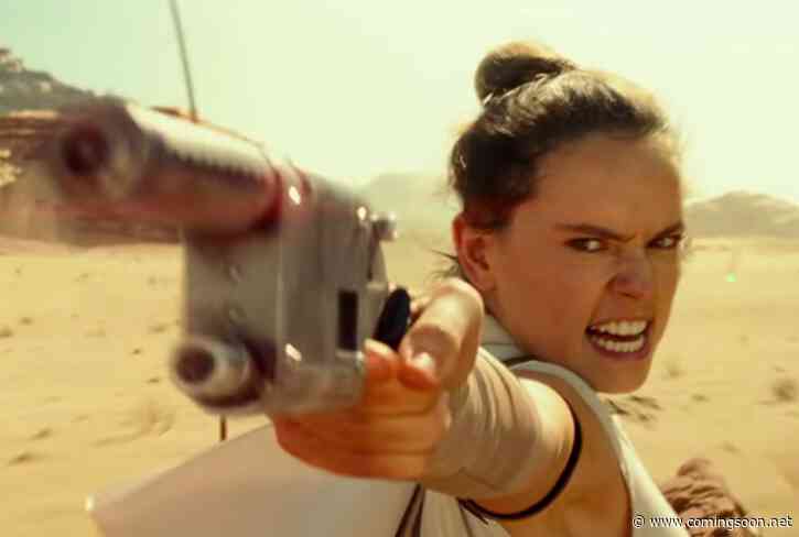 Flying Stormtroopers Revealed in New Rise of Skywalker Clip