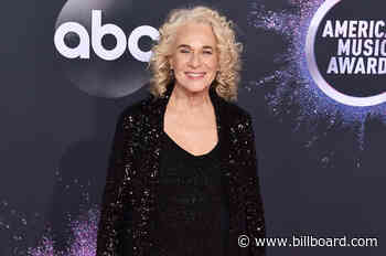 Carole King Says She Loves How Taylor Swift 'Is Carrying It Forward': Watch