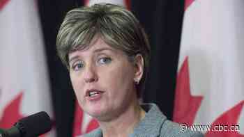 Bibeau meets with Saskatchewan farmers, urges end to CN rail strike