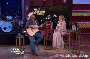 Kelly Clarkson Gets Emotional Over Garth Brooks' 'To Make You Feel My Love' Cover