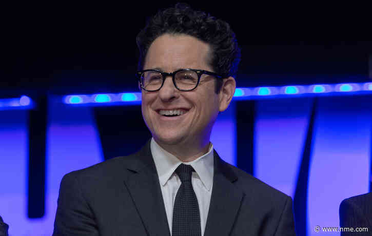 J.J. Abrams discusses George Lucas' criticism of 'Star Wars: The Force Awakens': "I only wanted to do well by him"