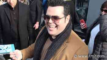 'Frozen 2' Star Josh Gad Says Wife Peeved He Put Up Christmas Tree Early