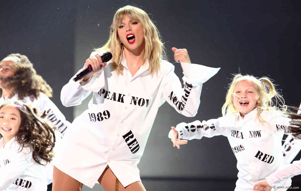 Taylor Swift alludes to Scooter Braun and Scott Borchetta feud in career-spanning American Music Awards 2019 performance – watch