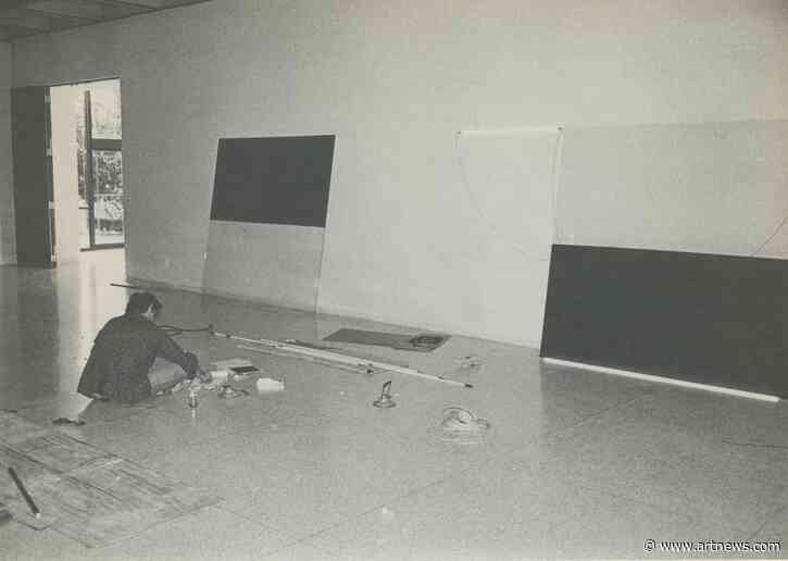 Neon Maestro Keith Sonnier Talks Light, Life as New Show Opens in Chelsea: ‘I Sought Out Unusual People’