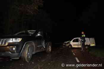 Bestuurder gaat er vandoor na aanrijding bij Heumen
