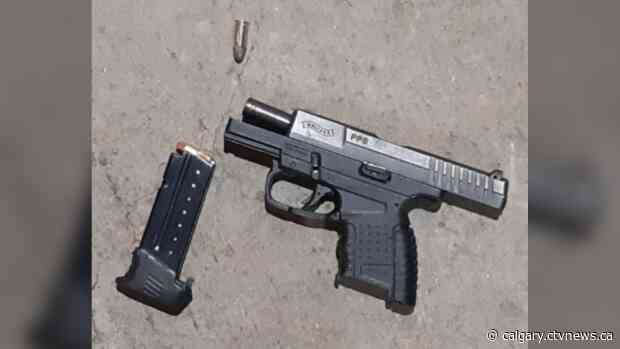 Two Calgary men facing charges for weapons offences