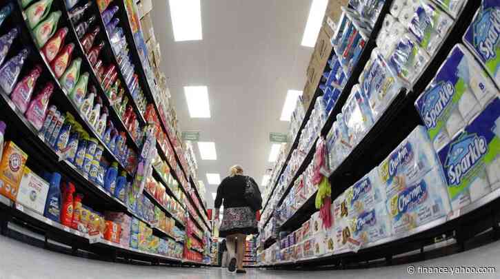 U.S. consumer confidence ebbing; housing market firming