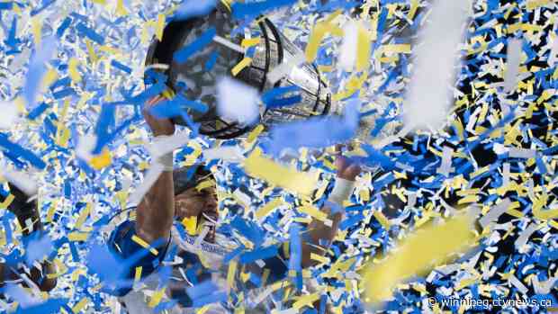 Winnipeg man who coached 3 Bombers from Grey Cup-winning team says impact 'beyond words'