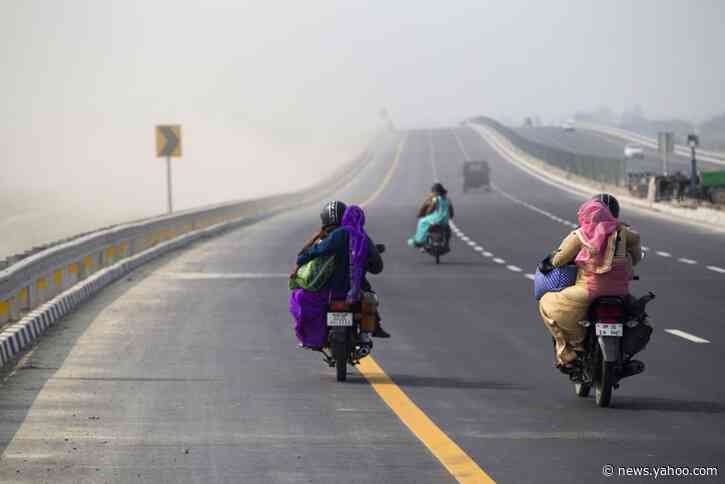 Modi Needs Rivals’ Help to Meet $3 Trillion Infrastructure Goal