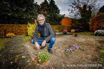 Marc en Christa moeten zelf vaststellen dat graf van ouders verdwenen is: “Er zijn betere manieren om nabestaanden te verwittigen”