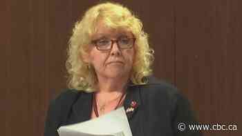 Lynn Beyak is back on the Senate payroll after suspension over letters condemned as 'racist'