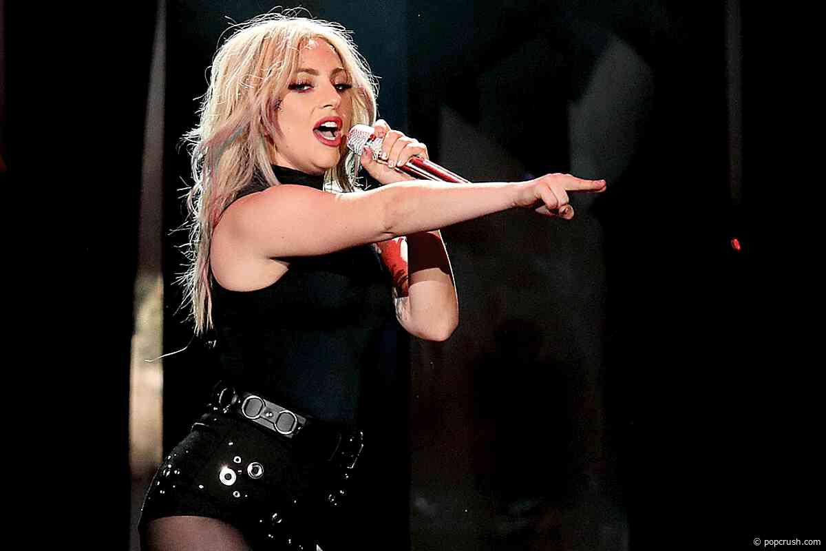 25 Times Fans Rushed or Attacked Artists On Stage