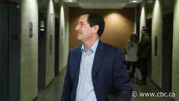 Montreal fights to get back $260K in severance pay from ex-mayor Michael Applebaum