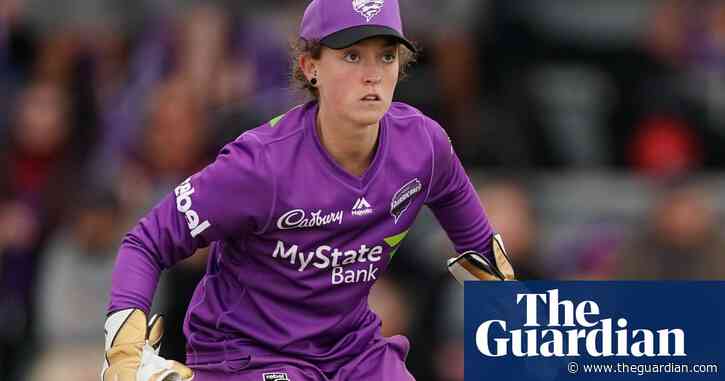 Emily Smith offered internship with union as WBBL player serves corruption ban