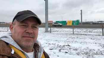 Ode on the road: Edmonton man pens poem for errant highway sign