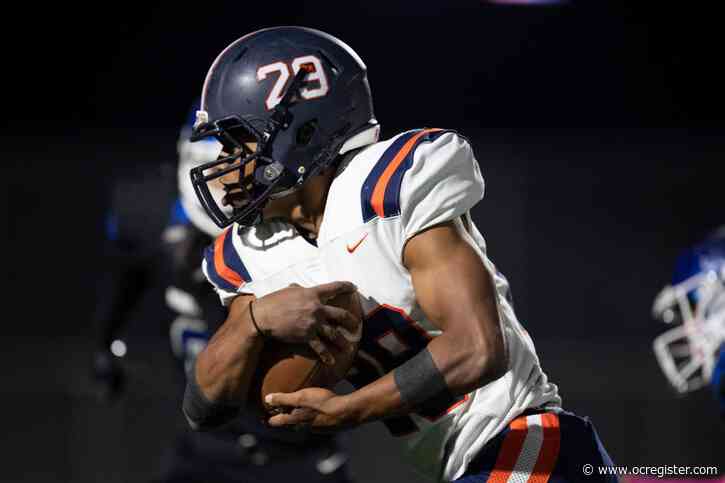 Isaac Hurtado in position to help Cypress win Division 7 football title