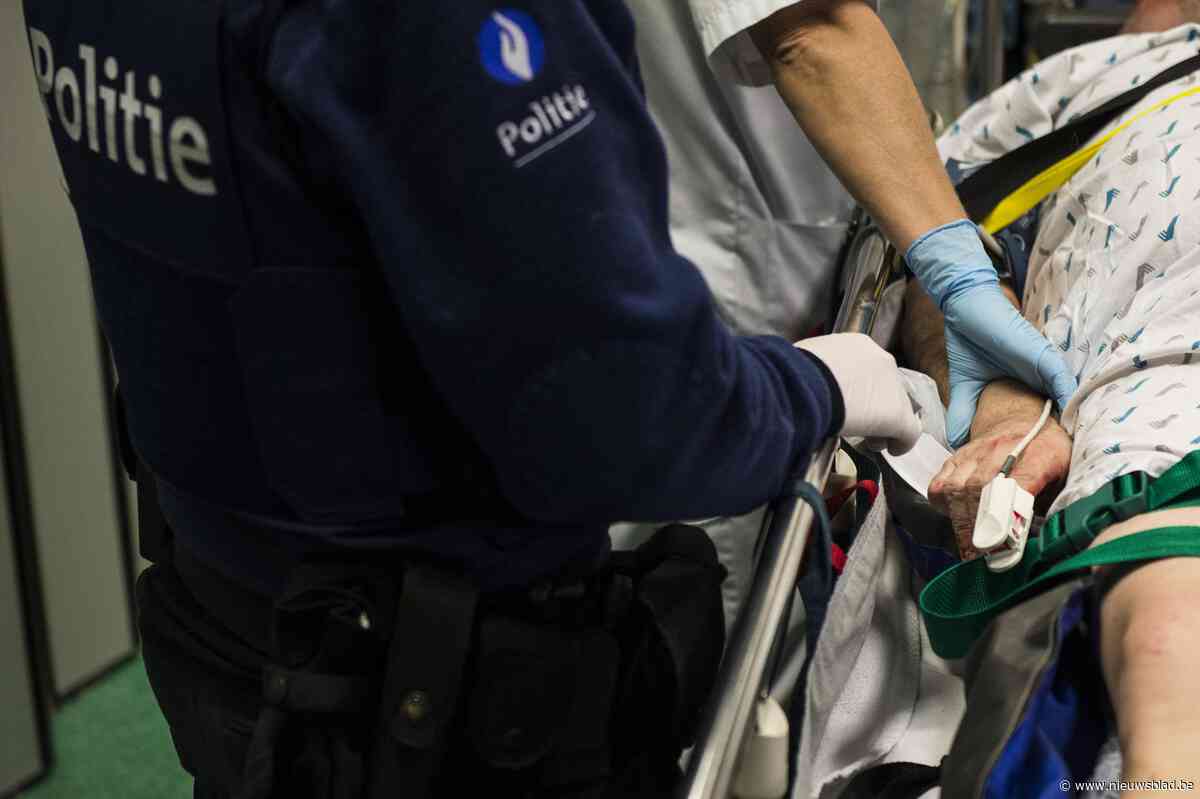 Dronkaard gaat zijn lief en haar dochter te lijf