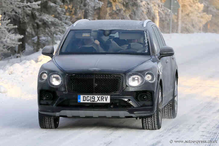 Facelifted 2020 Bentley Bentayga caught on camera