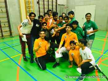 Tape-ball: ‘budgetversie’van cricket zit in de lift