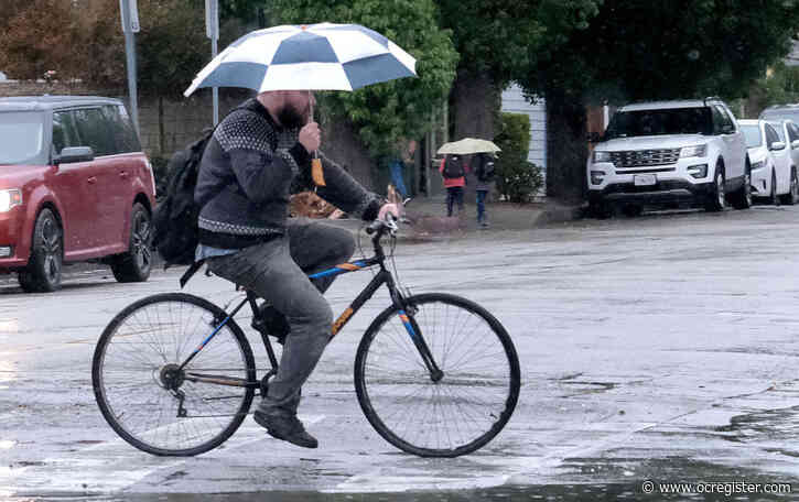 Thanksgiving Day traffic could be a mess as storm closes Grapevine, roadway flooding expected