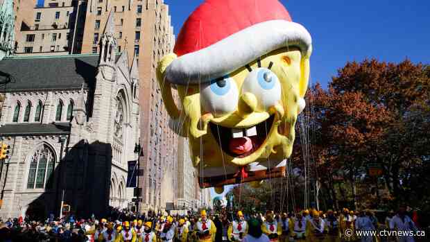 After wind scare, balloons fly in Macy's Thanksgiving parade