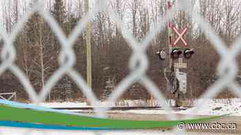 Whistle stop regulations aim to shush trains at Strathcona County crossings