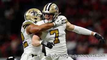 Taysom Hill deflects punt, scores two touchdowns as Saints lead 17-9 at halftime