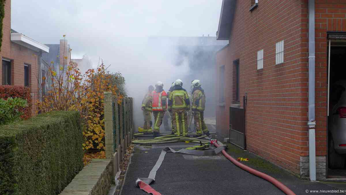 Garage brandt uit nadat bewoner heeft gestofzuigd