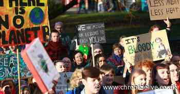 Hundreds of young climate activists gather in Newcastle to tell politicians 'time is running out'