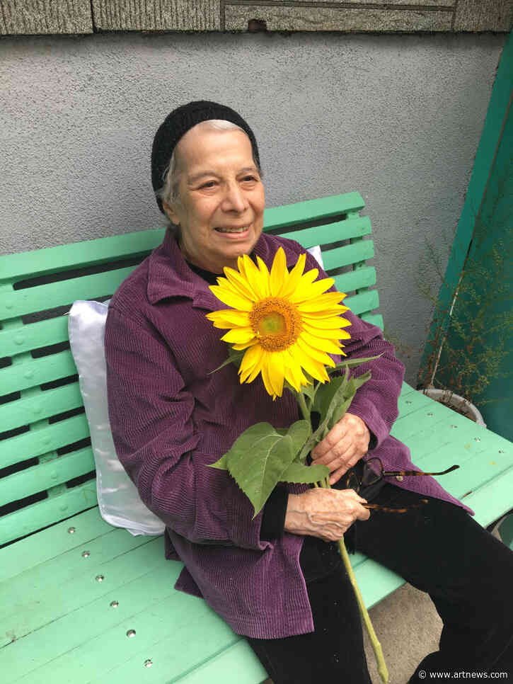 Silvianna Goldsmith, Venturesome Feminist Artist Who Spilled Cow’s Blood at MoMA in Vietnam War Protest, Is Dead at 90