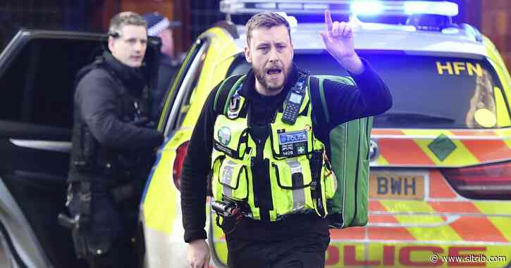 London police shoot suspect dead after ‘terrorist’ stabbings