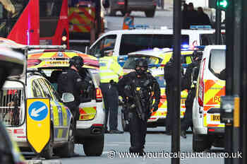 Stabbing suspect shot dead by police on London Bridge