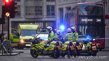 Boris Johnson suspends campaigning after London Bridge attack
