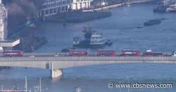 2 dead in stabbing attack near London Bridge