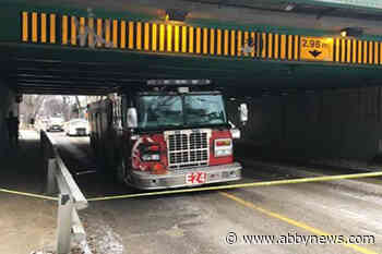 VIDEO: Stolen fire truck sparks police pursuit in Winnipeg, suspect arrested