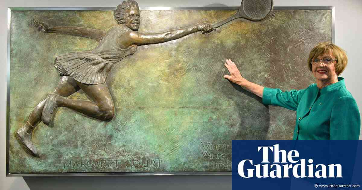 Margaret Court accepts Australian Open invitation to mark 50th anniversary of grand slam sweep