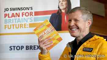 Act now to stop UK split next year, Willie Rennie urges voters