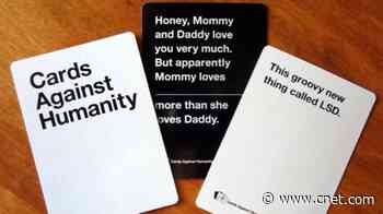 Cards Against Humanity writers beat the computer to keep their jobs     - CNET