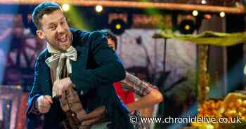 Strictly voting glitch leads to extended time as Chris Ramsey urges fans to vote