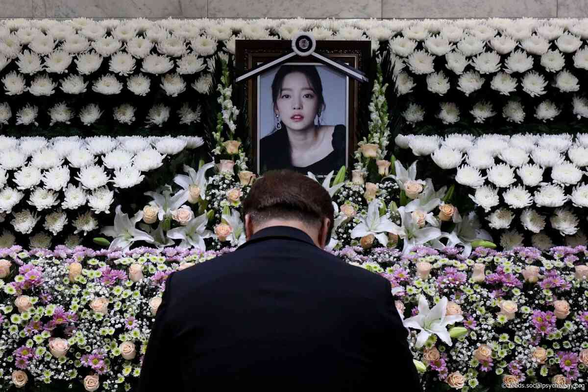 K-Pop Suicide Sparks a Reckoning on Revenge Porn, Sexual Assault